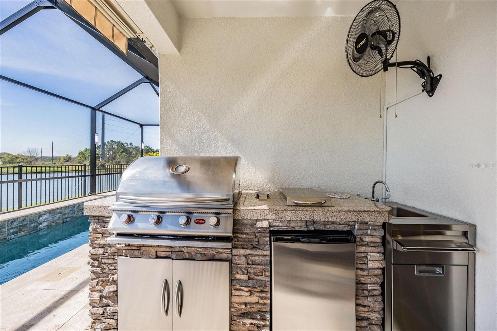 33899 ASTORIA CIR