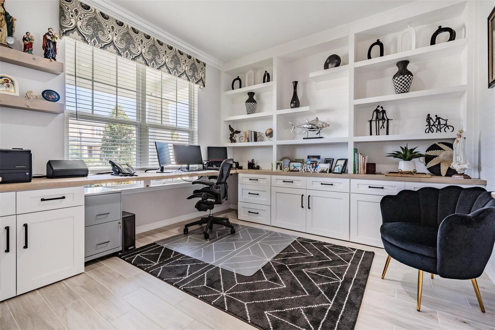 33899 ASTORIA CIR