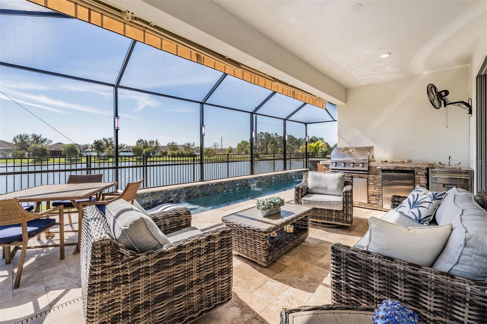 33899 ASTORIA CIR