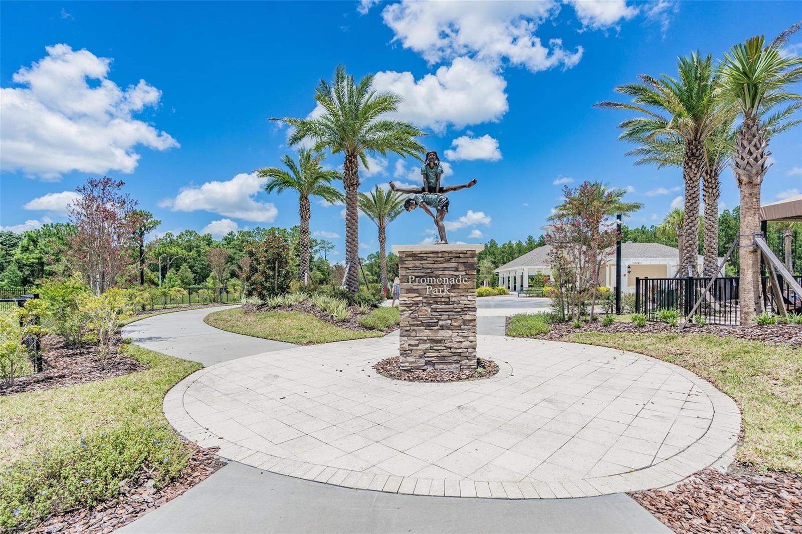 33899 ASTORIA CIR