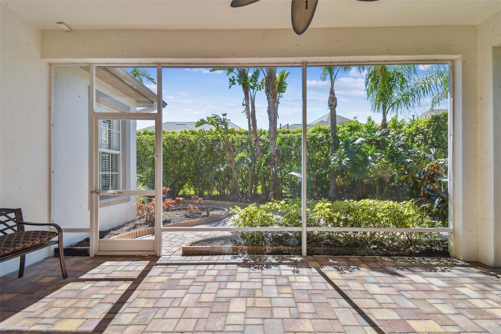14605 CHATSWORTH MANOR CIR