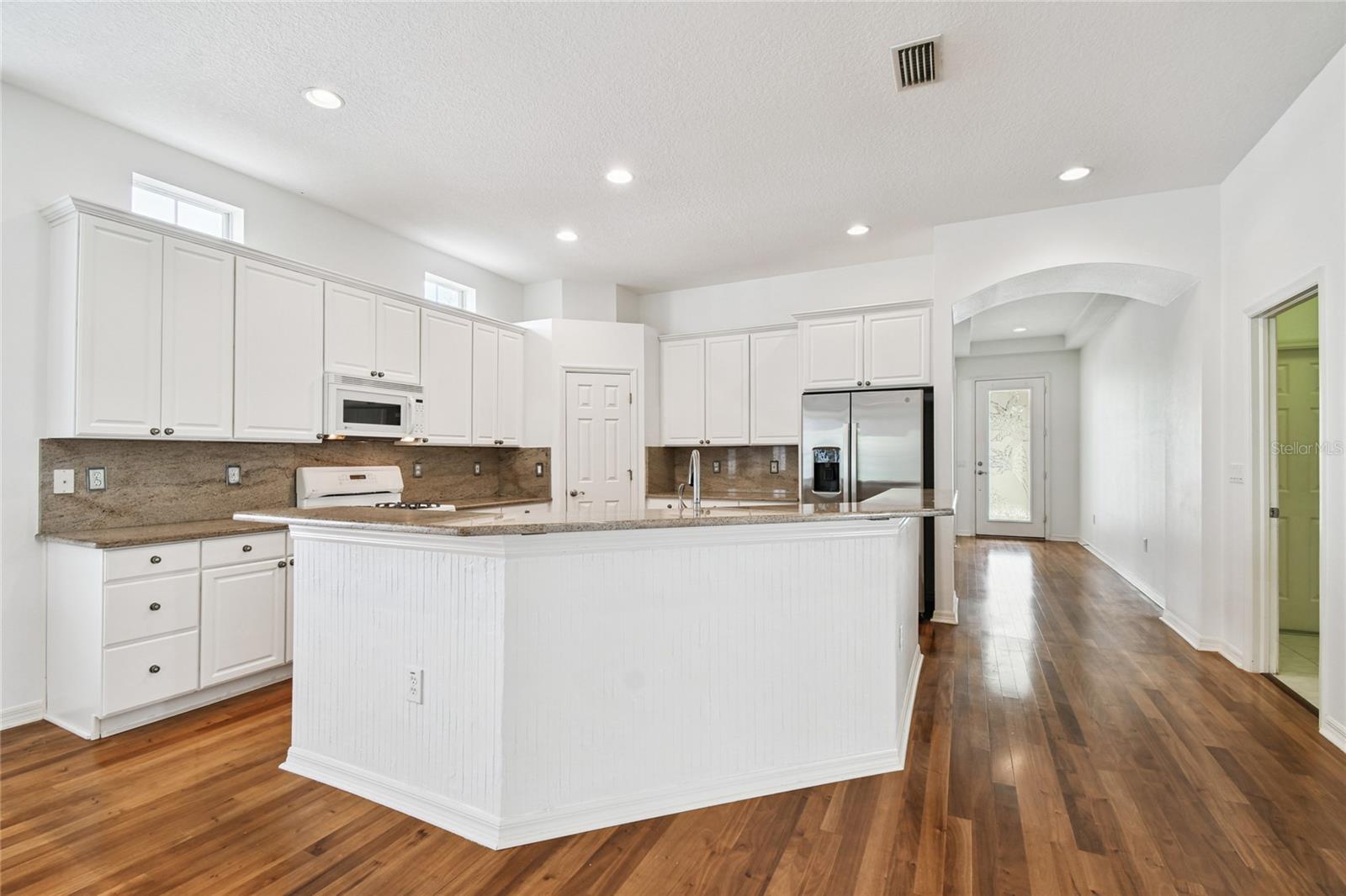 14605 CHATSWORTH MANOR CIR