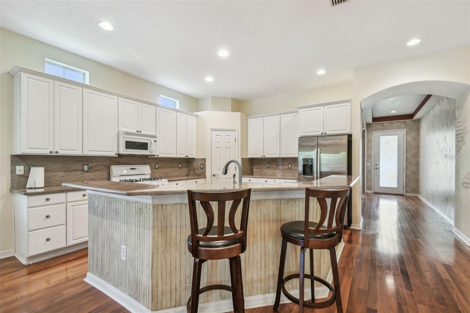 14605 CHATSWORTH MANOR CIR