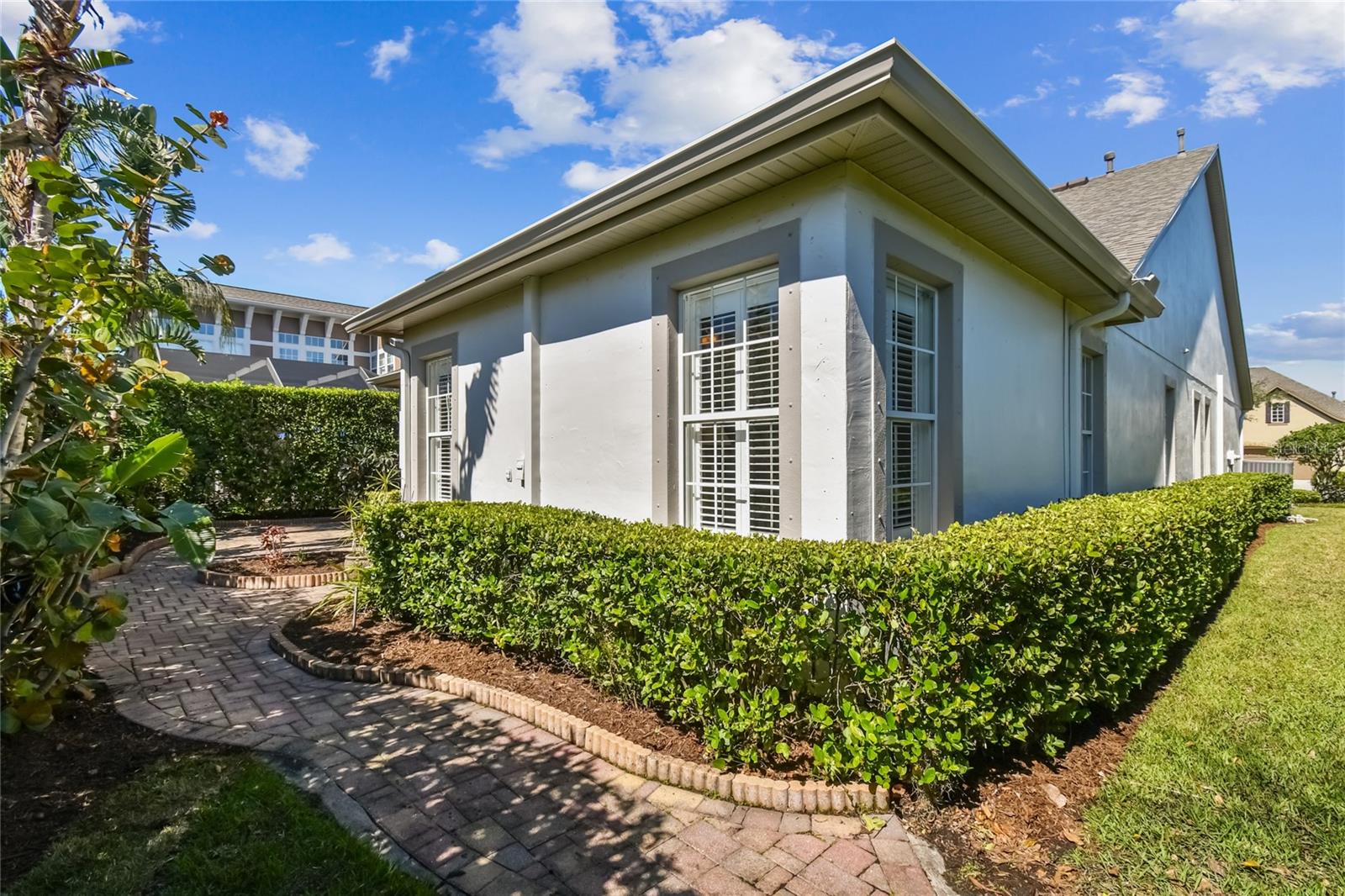 14605 CHATSWORTH MANOR CIR