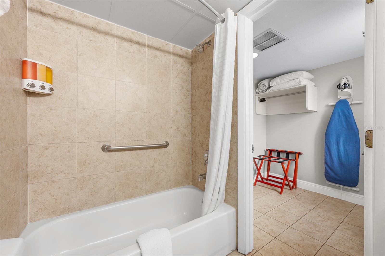 445 S GULFVIEW BLVD #313