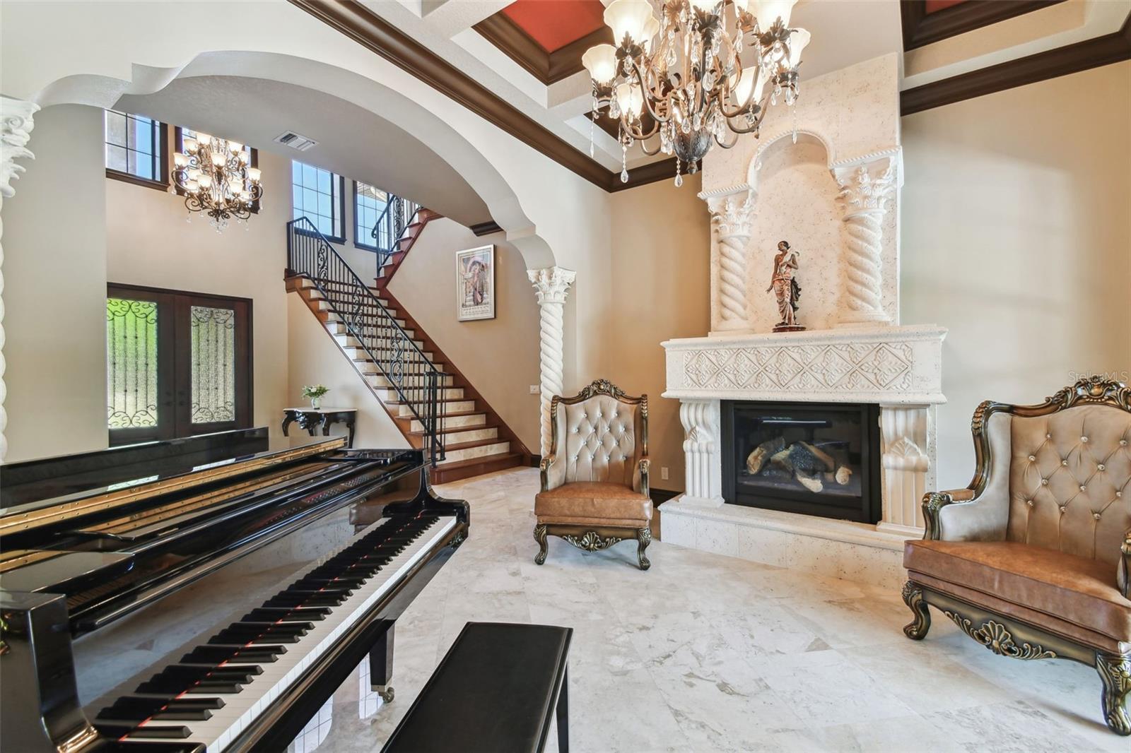 17005 MADRES DE AVILA