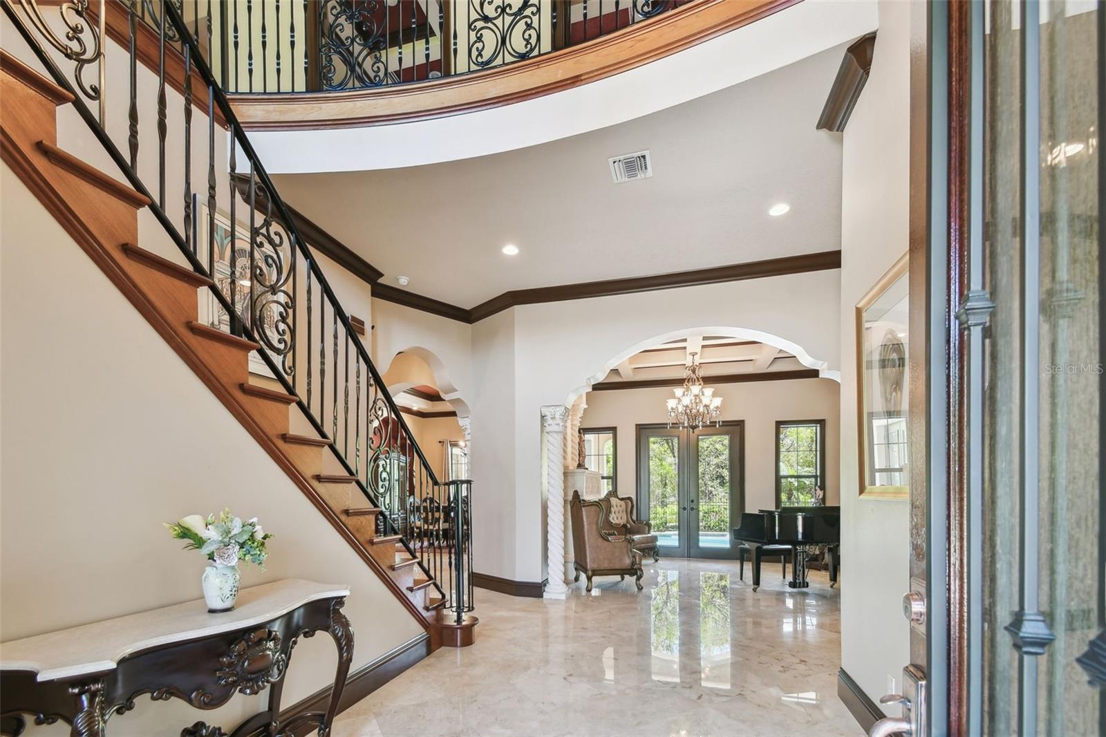 17005 MADRES DE AVILA