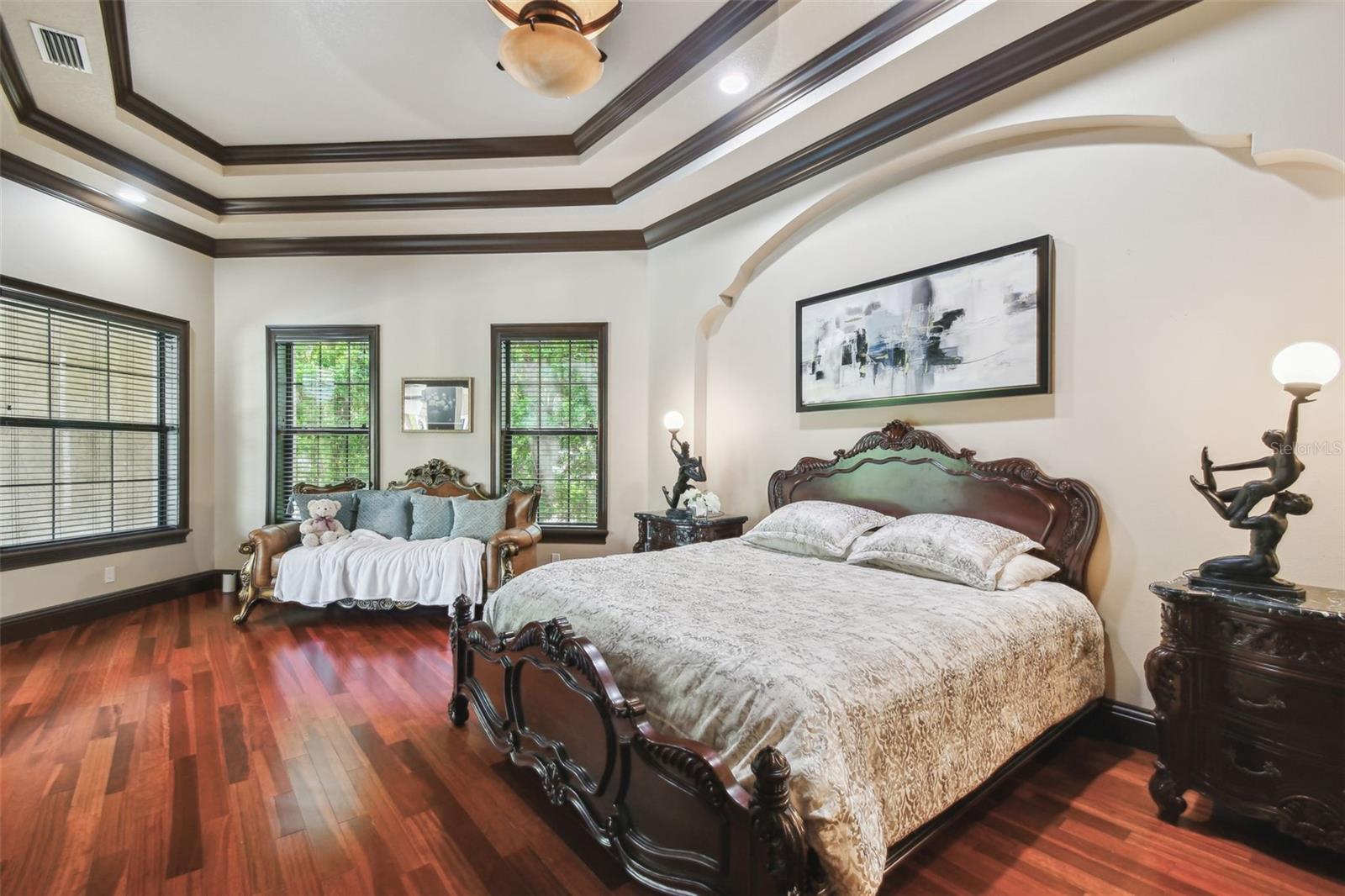 17005 MADRES DE AVILA