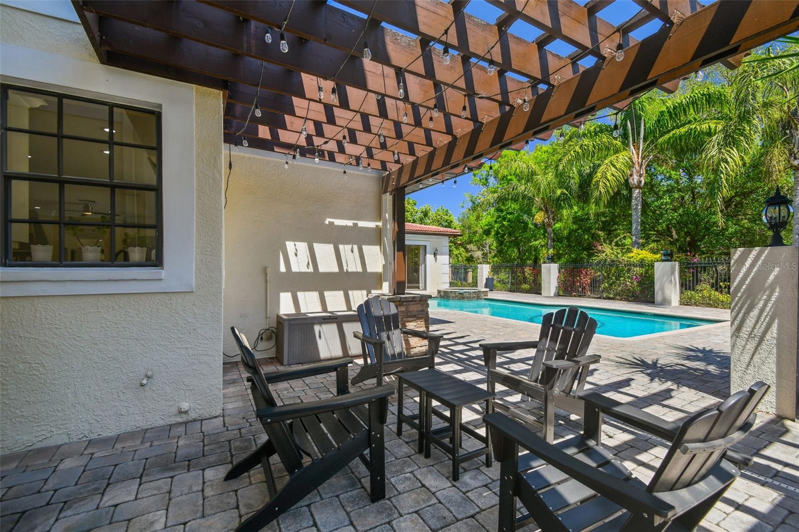 17003 MADRES DE AVILA