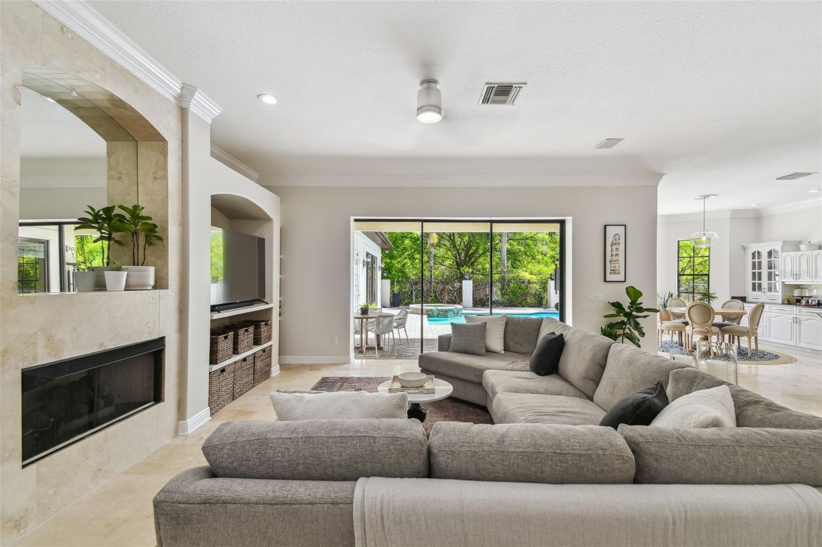 17003 MADRES DE AVILA