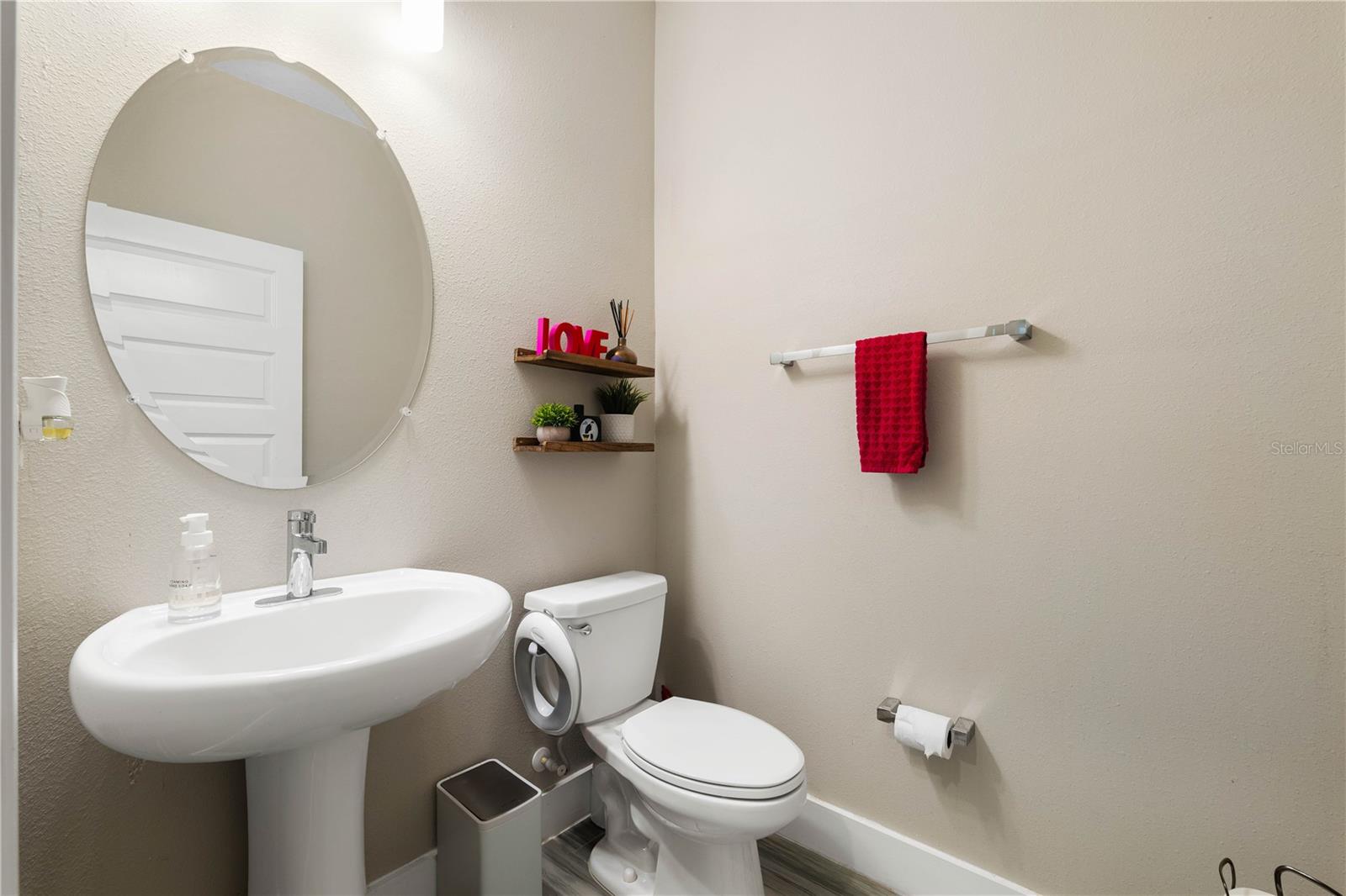 8609 WINNING FIELDS RD