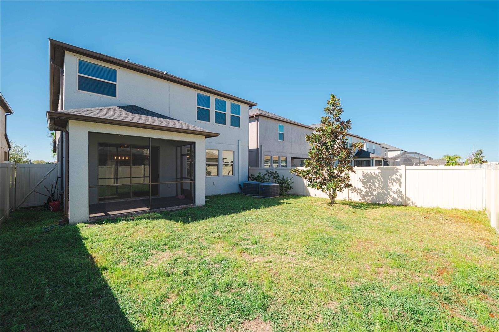 8609 WINNING FIELDS RD