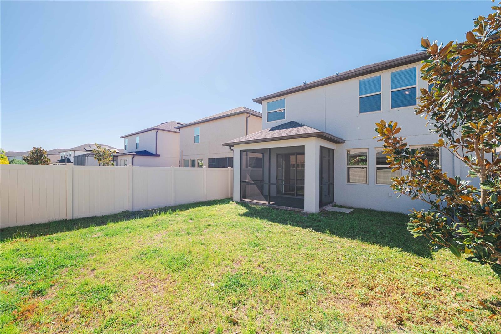 8609 WINNING FIELDS RD