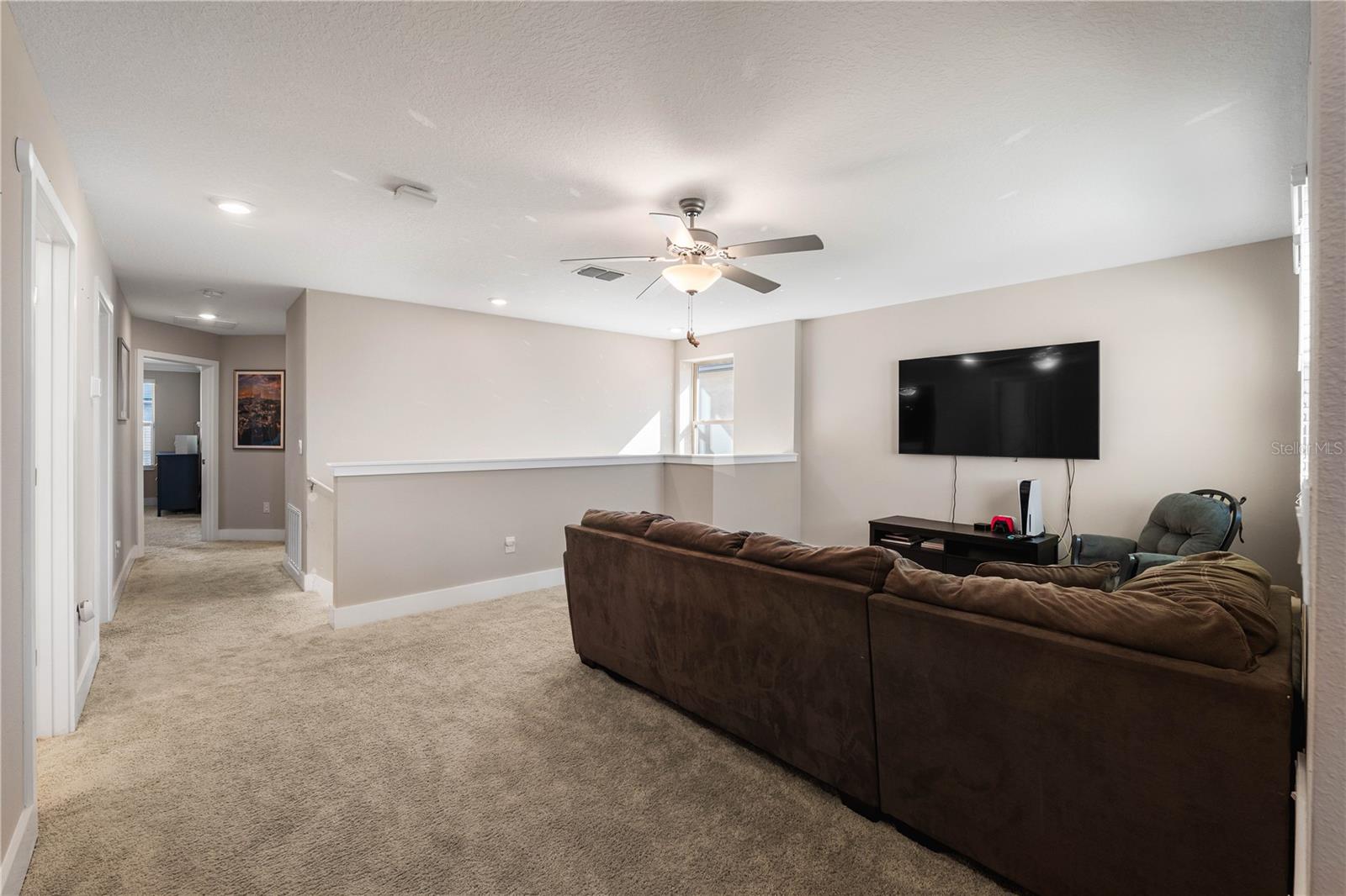 8609 WINNING FIELDS RD