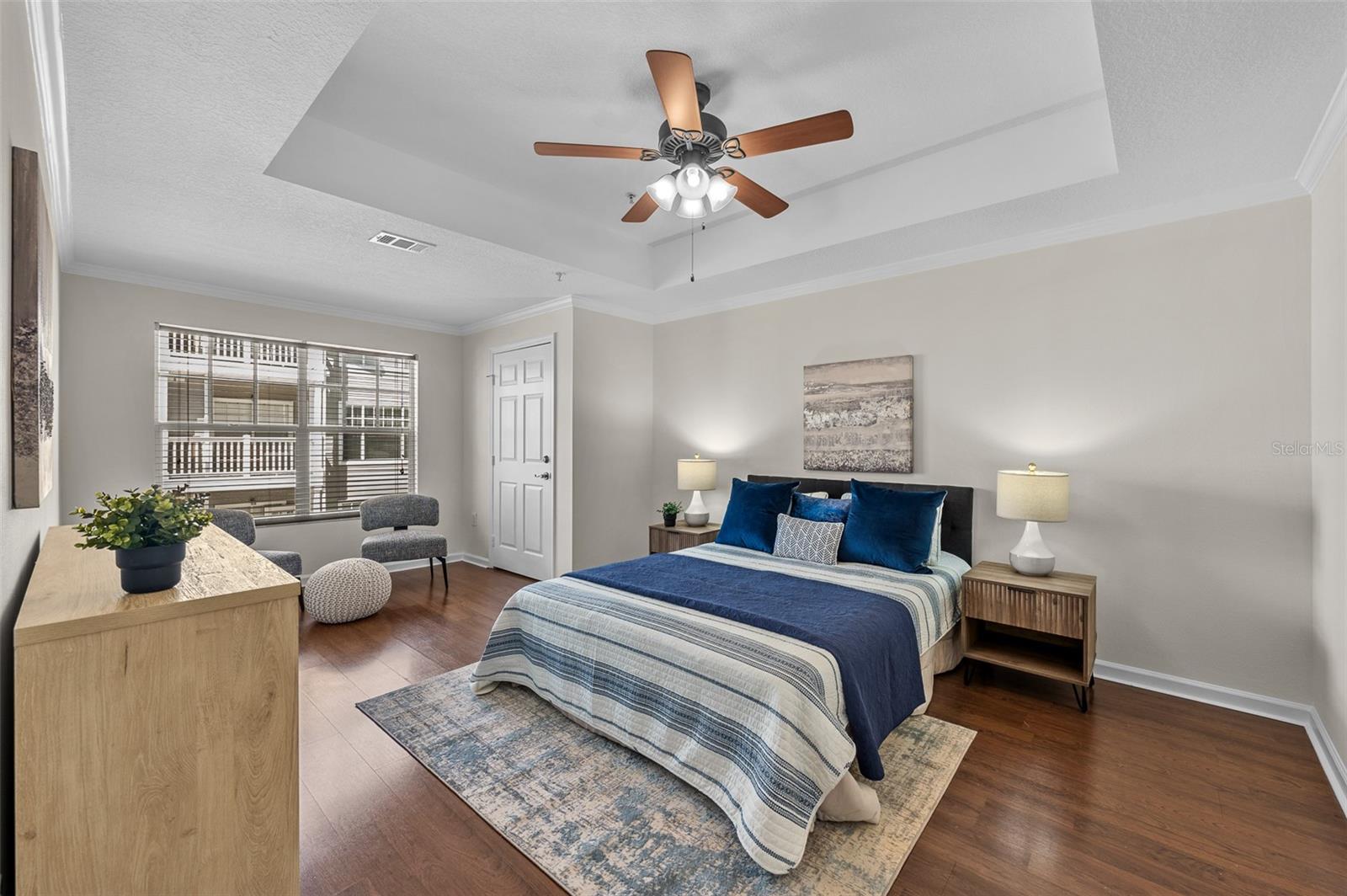 800 S DAKOTA AVE #329