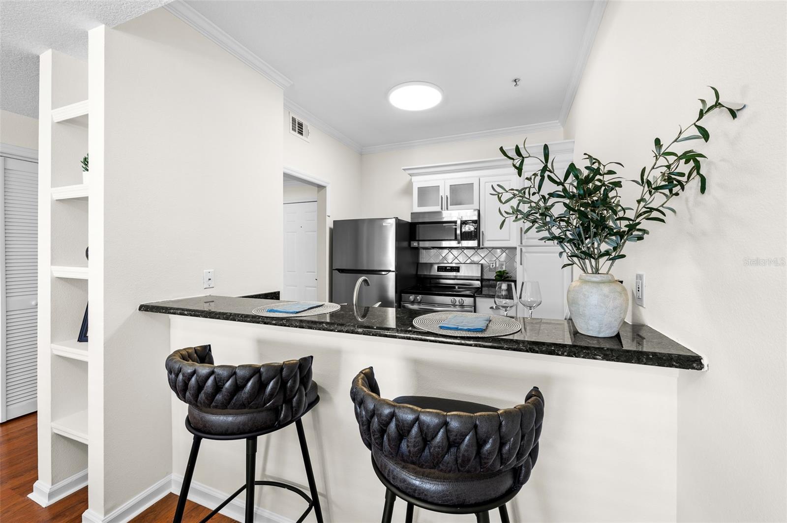 800 S DAKOTA AVE #329