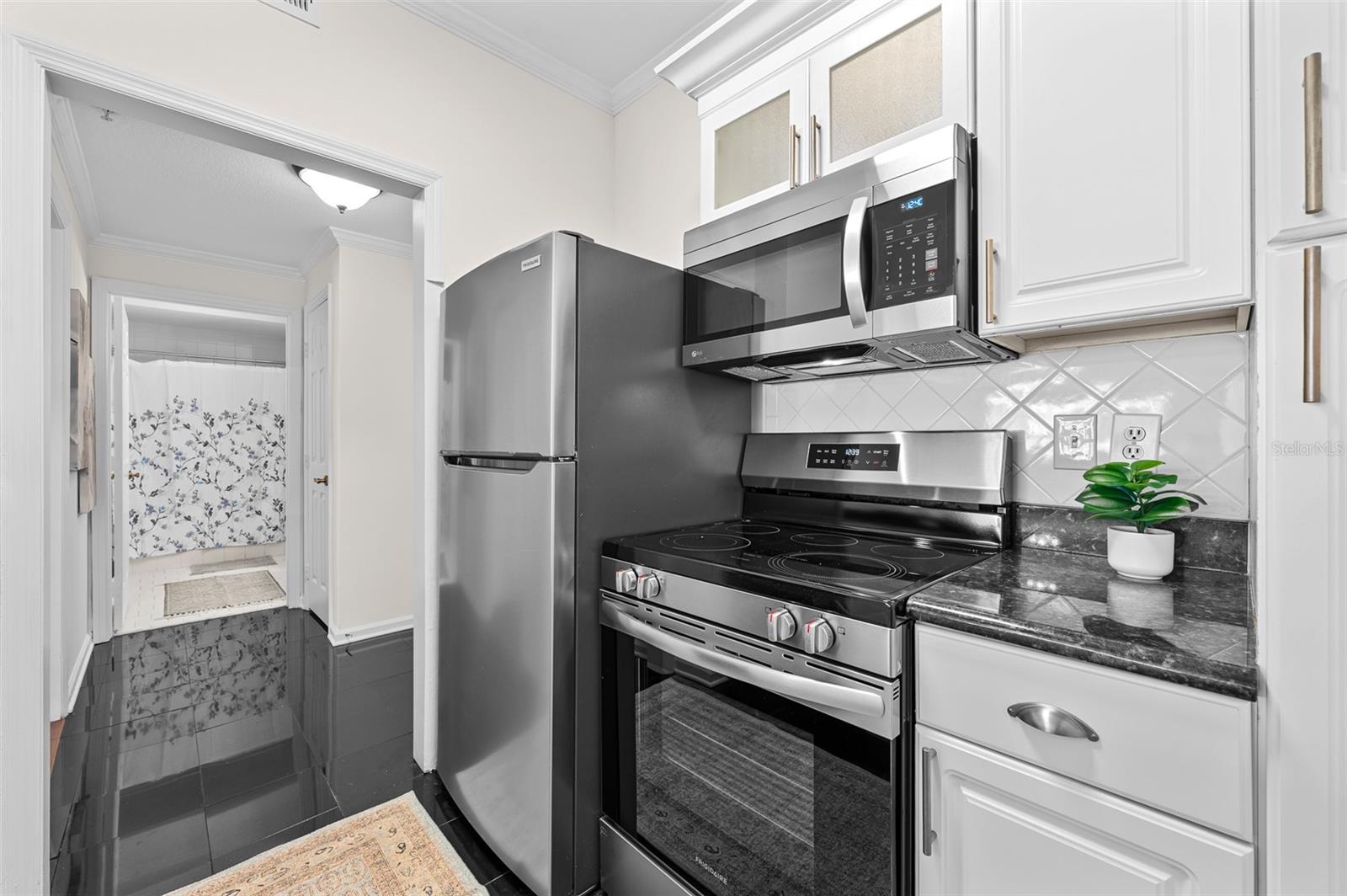 800 S DAKOTA AVE #329