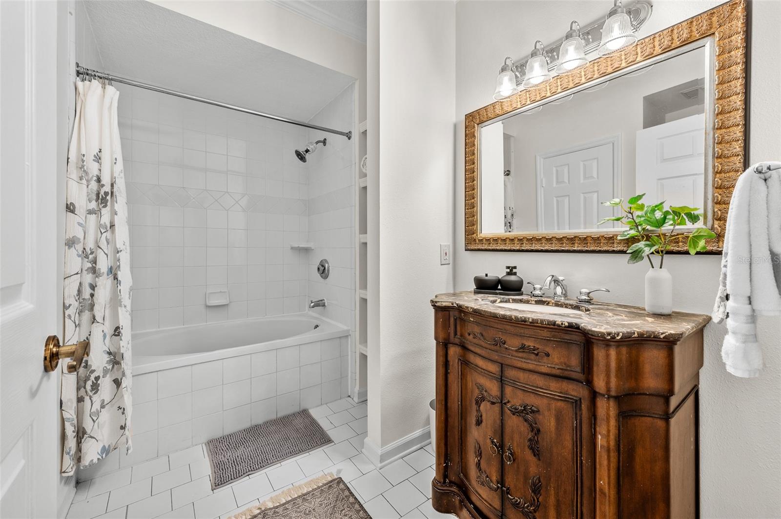 800 S DAKOTA AVE #329