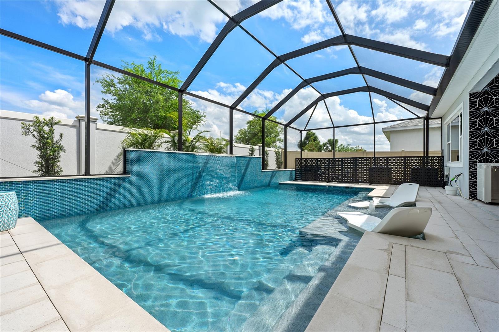 8720 DRUMMER PLANK DR