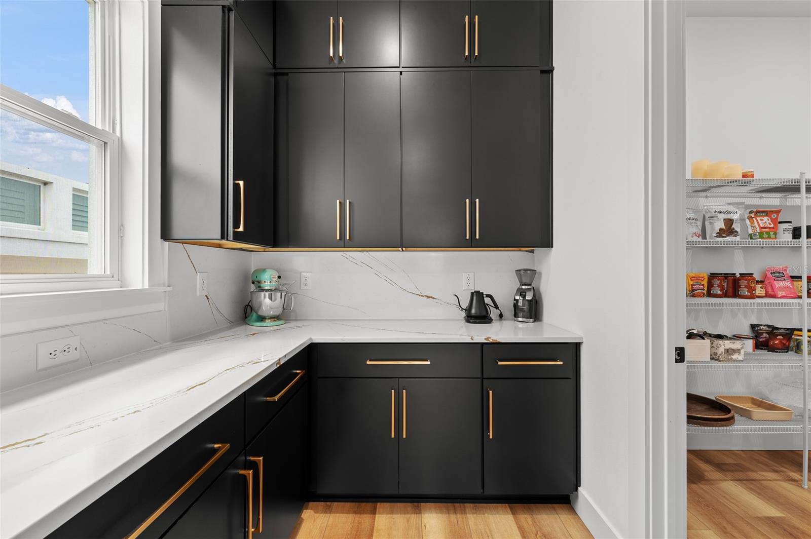 8720 DRUMMER PLANK DR