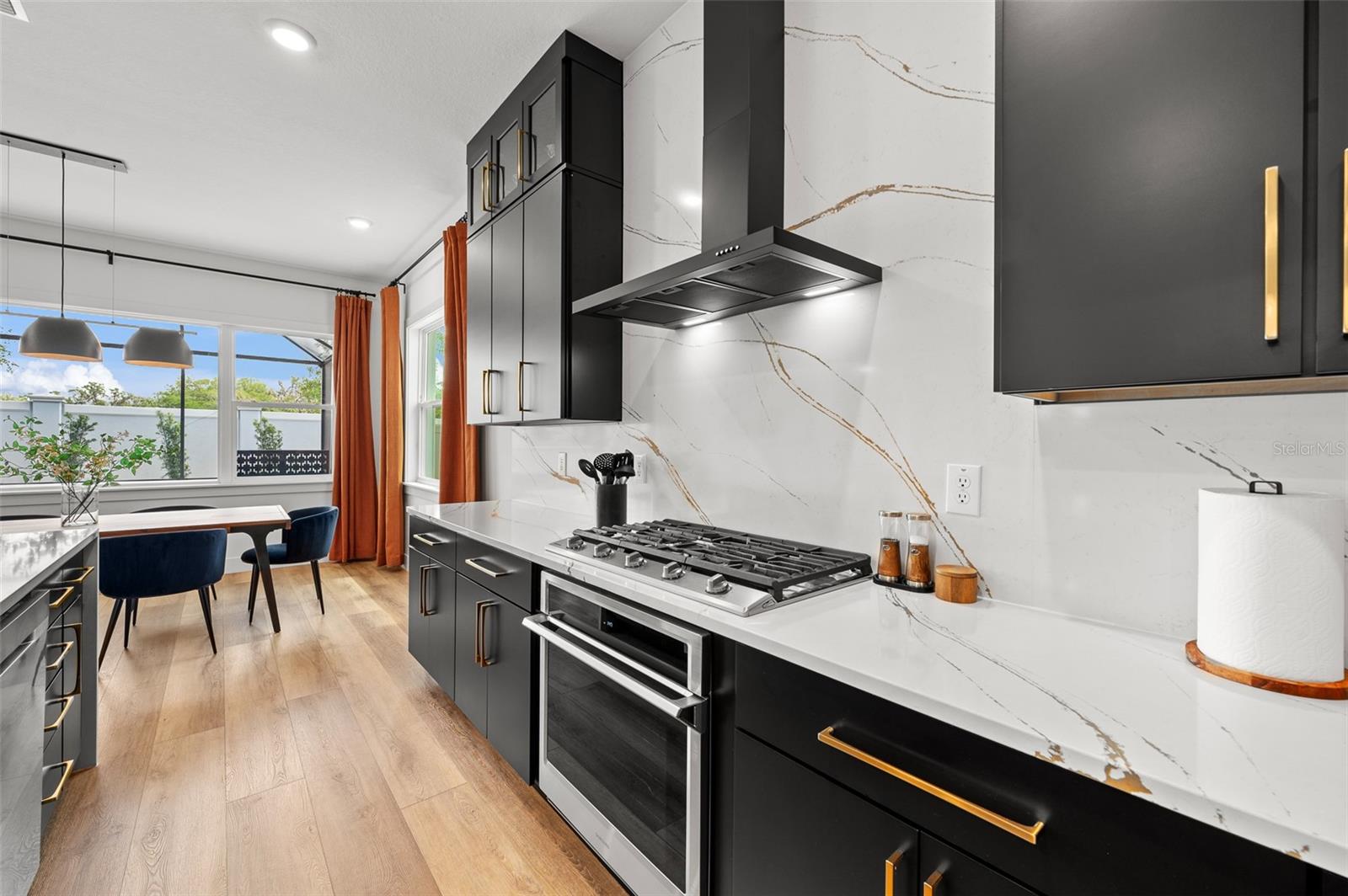 8720 DRUMMER PLANK DR