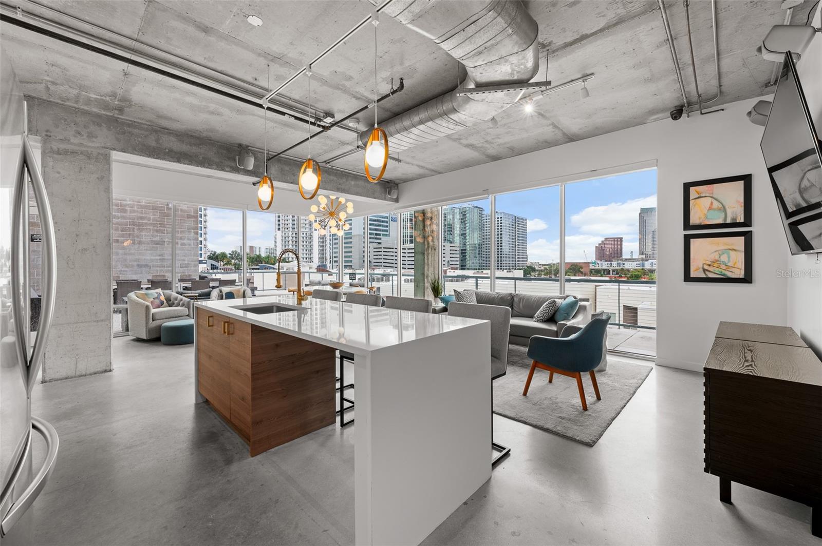 101 N 12TH ST #206