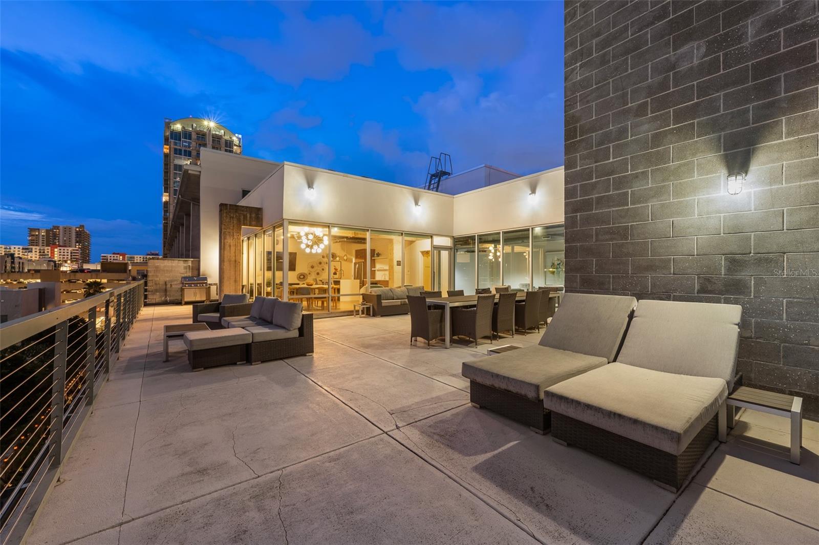 101 N 12TH ST #206