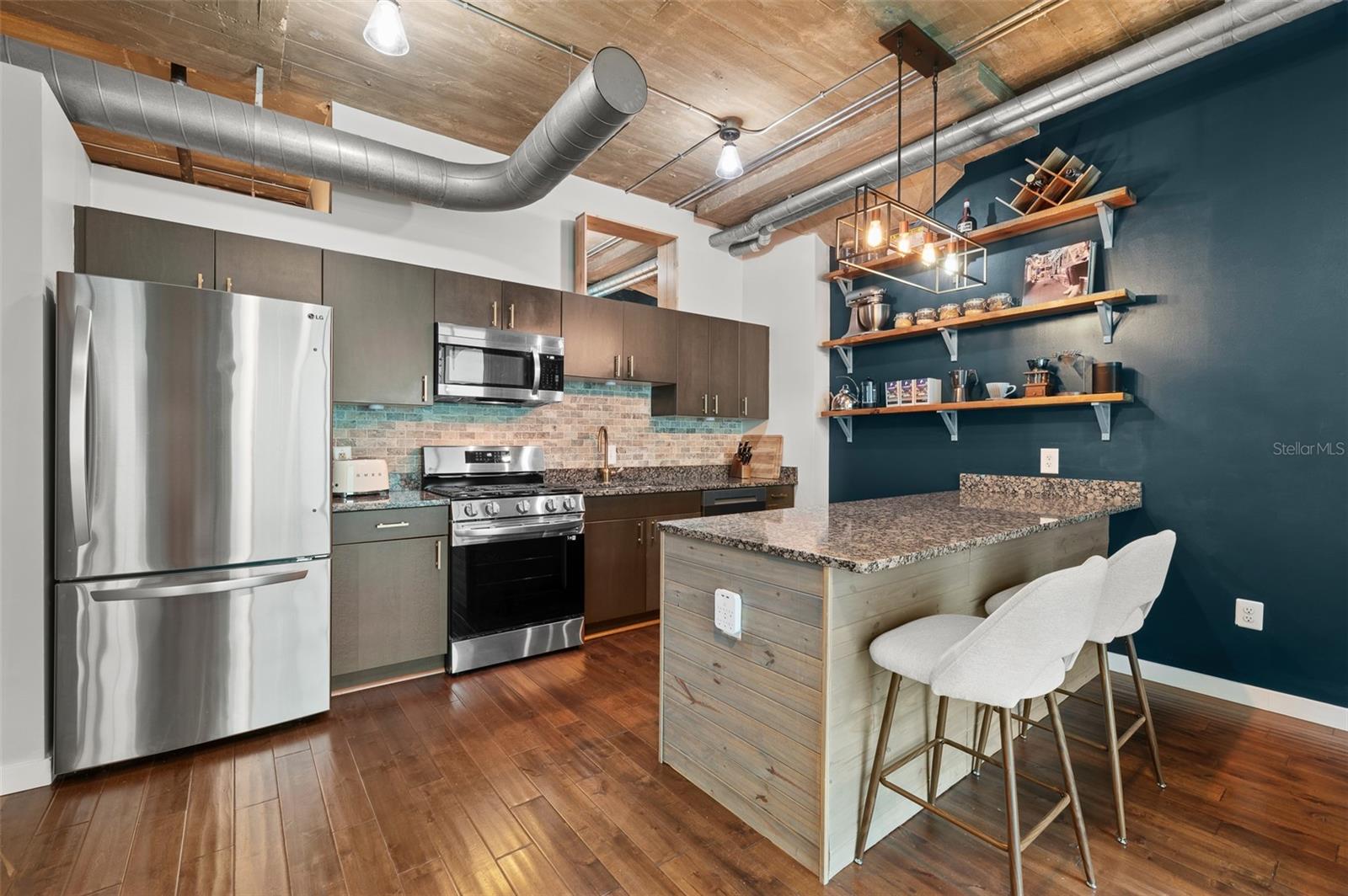 101 N 12TH ST #206