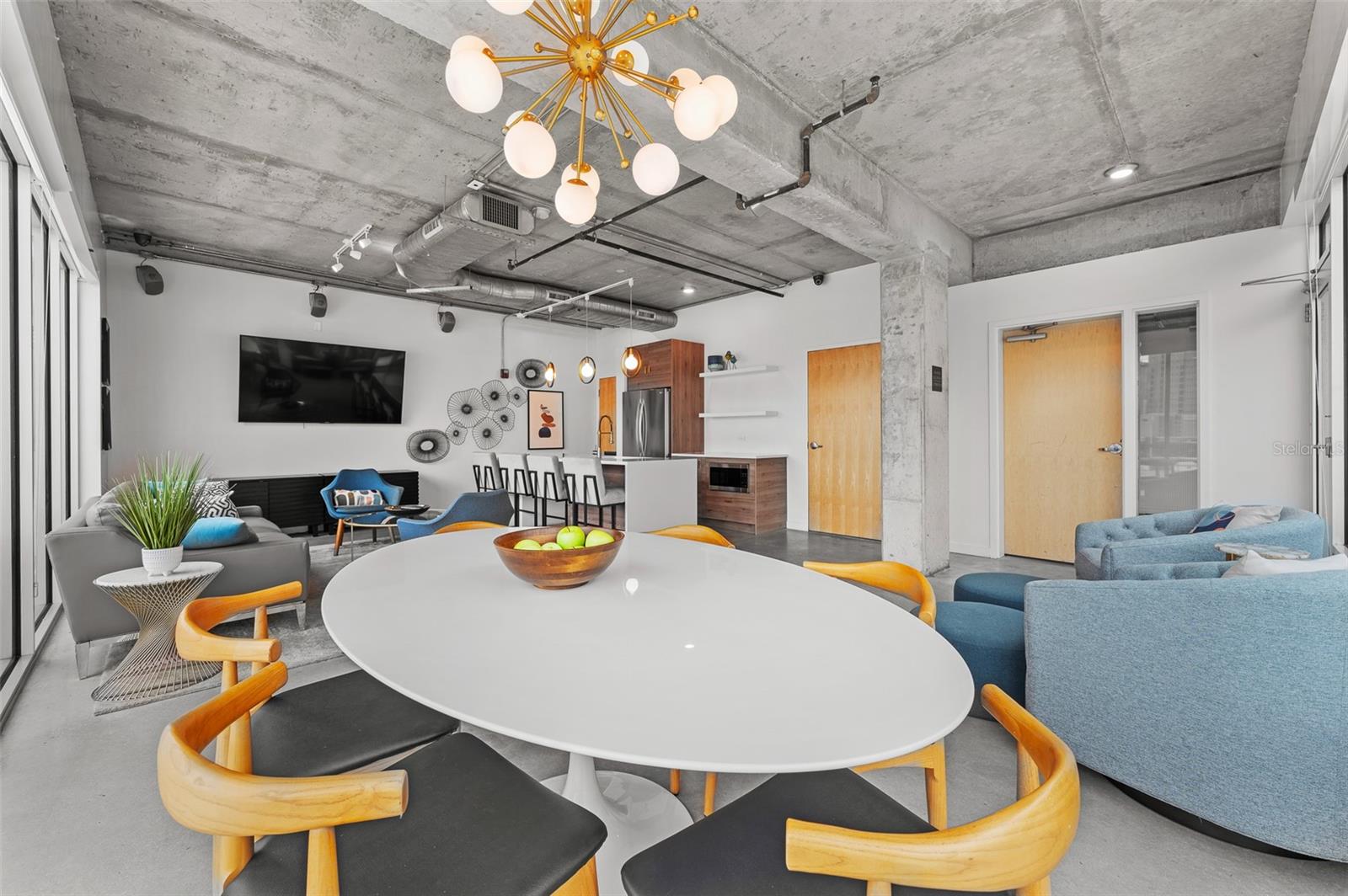 101 N 12TH ST #206