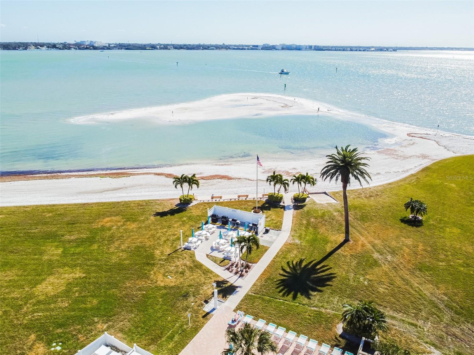 800 S GULFVIEW BLVD #908
