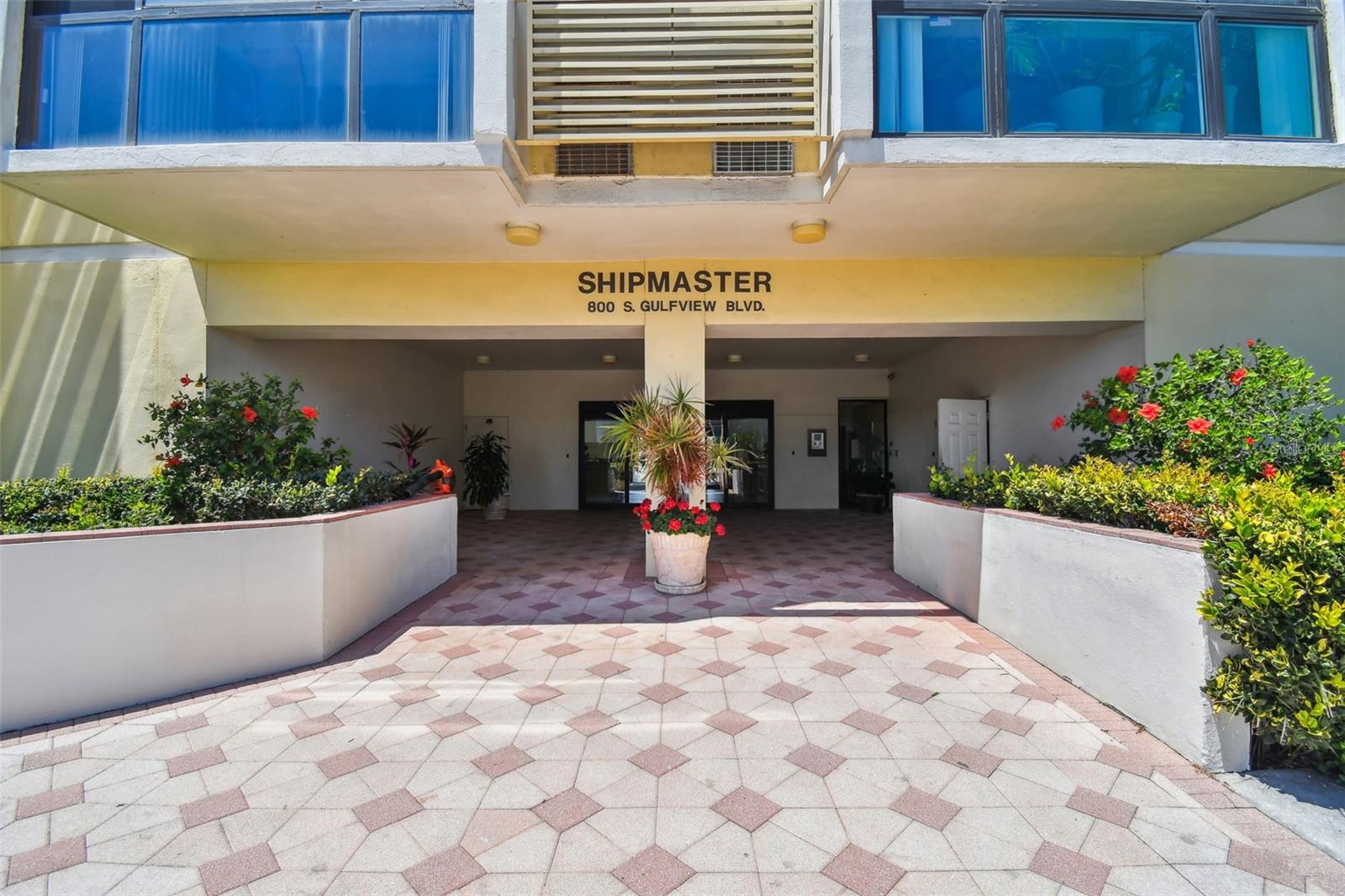 800 S GULFVIEW BLVD #908