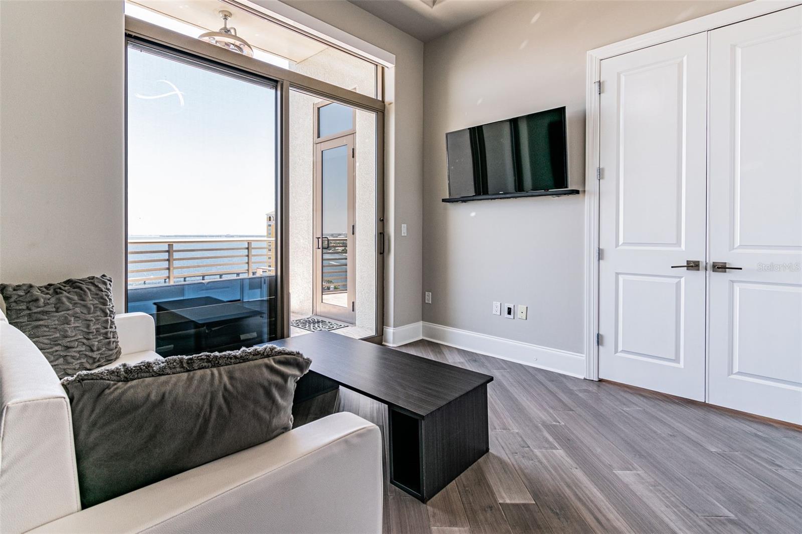 275 BAYSHORE BLVD #1808