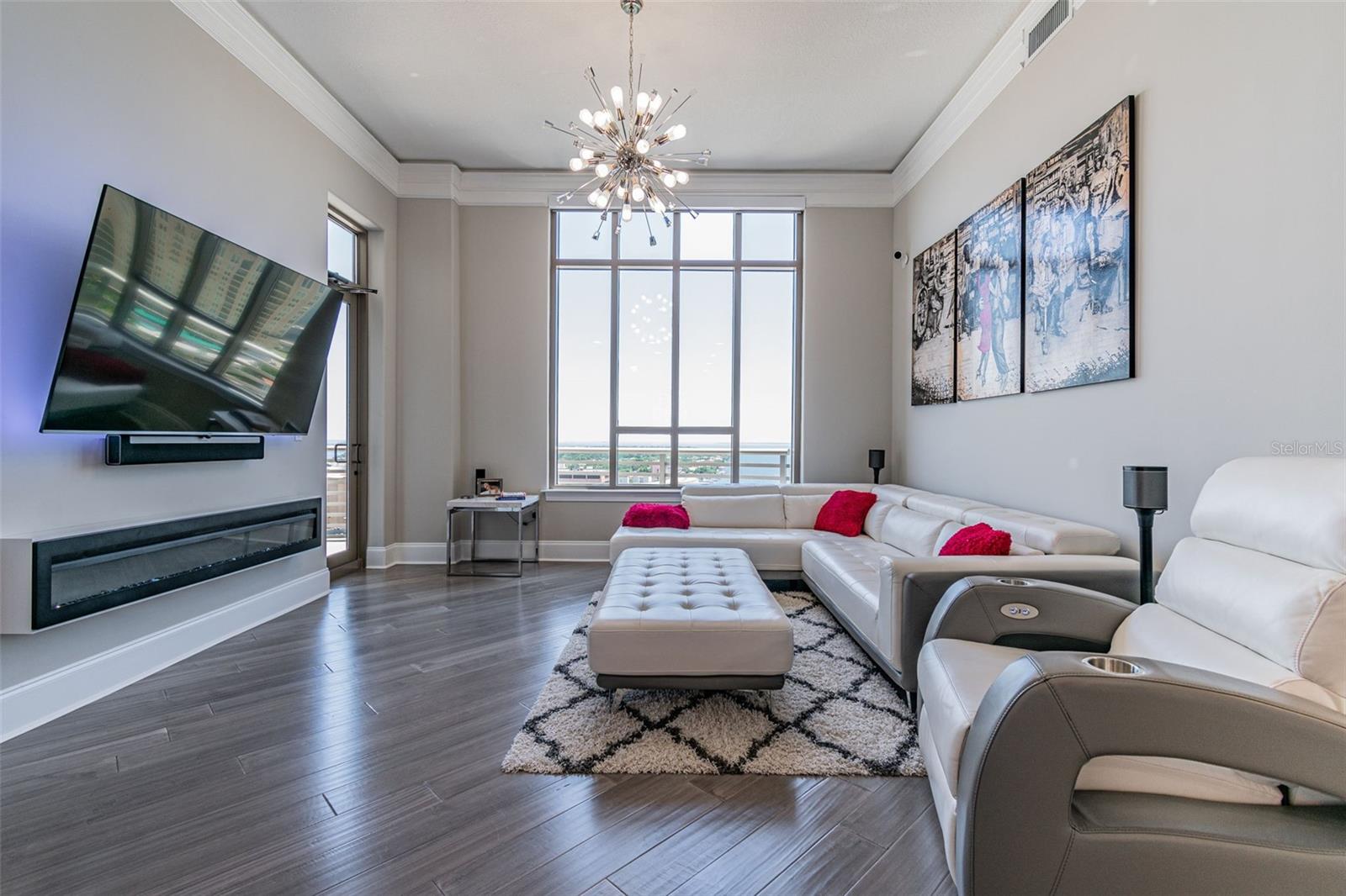 275 BAYSHORE BLVD #1808