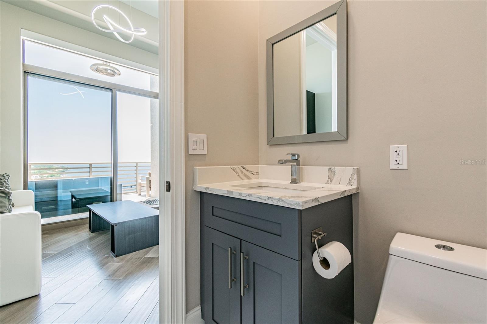 275 BAYSHORE BLVD #1808
