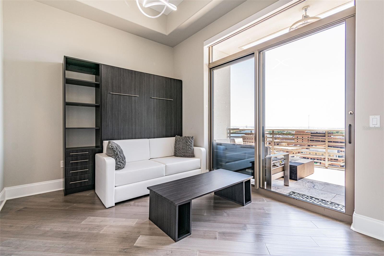 275 BAYSHORE BLVD #1808