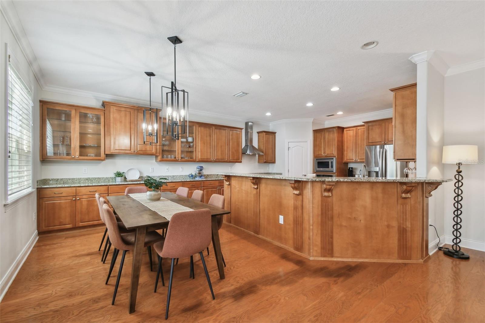 3710 W SAN PEDRO ST