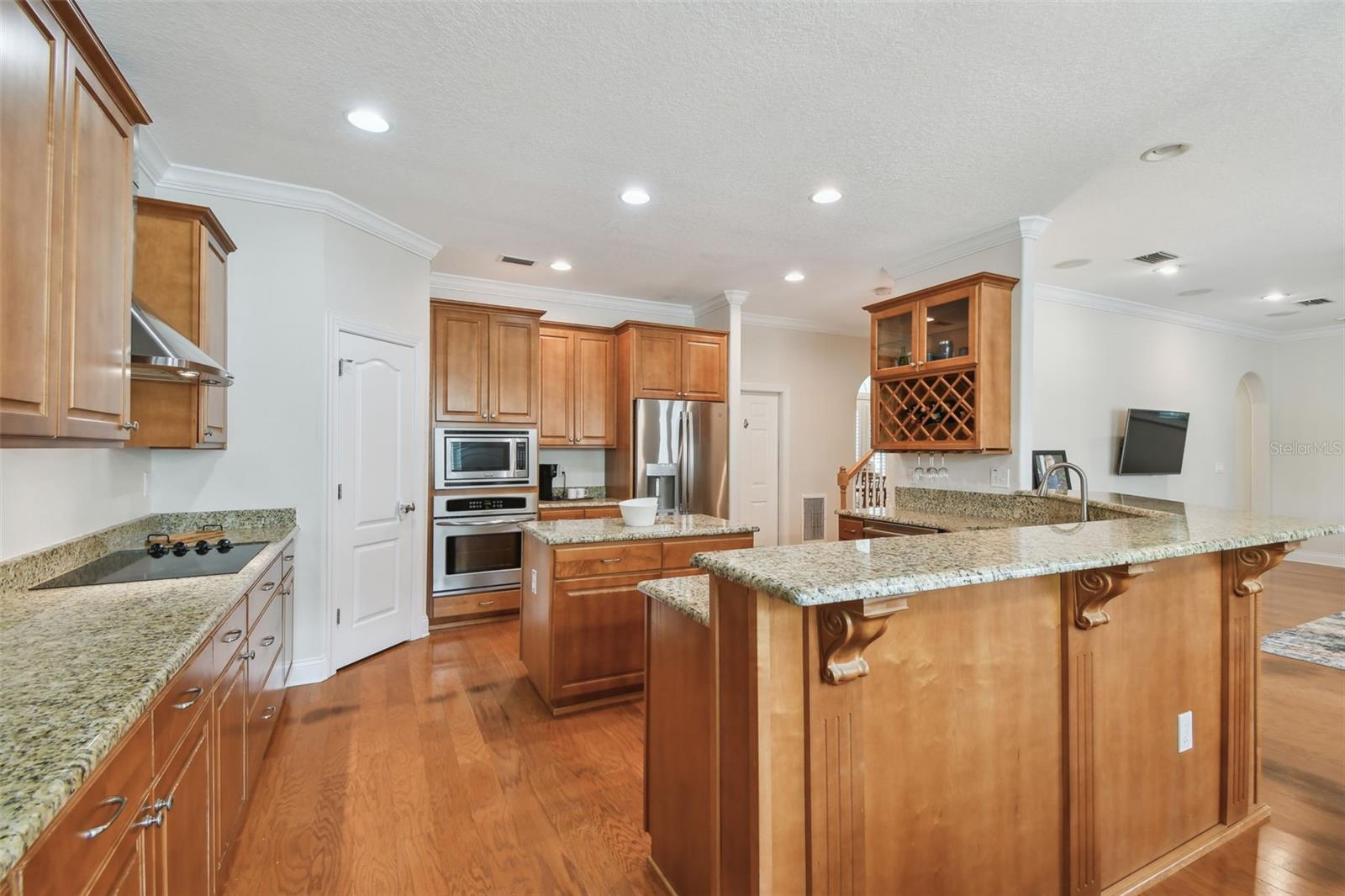 3710 W SAN PEDRO ST