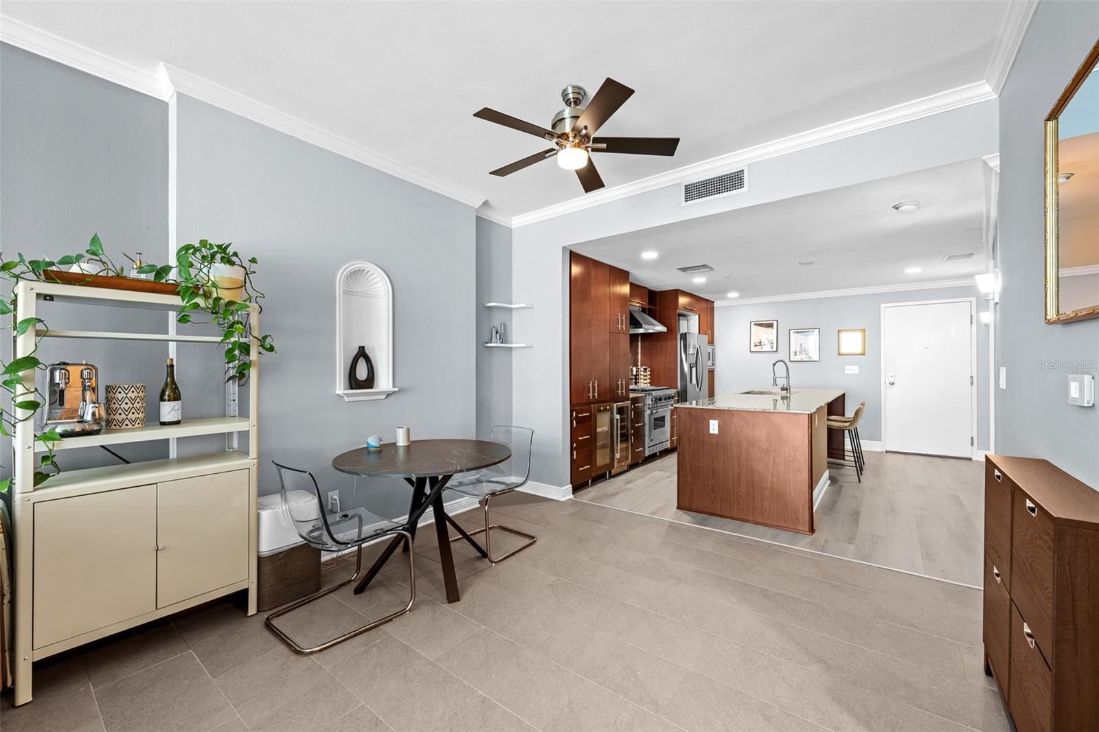 1120 E KENNEDY BLVD #1228