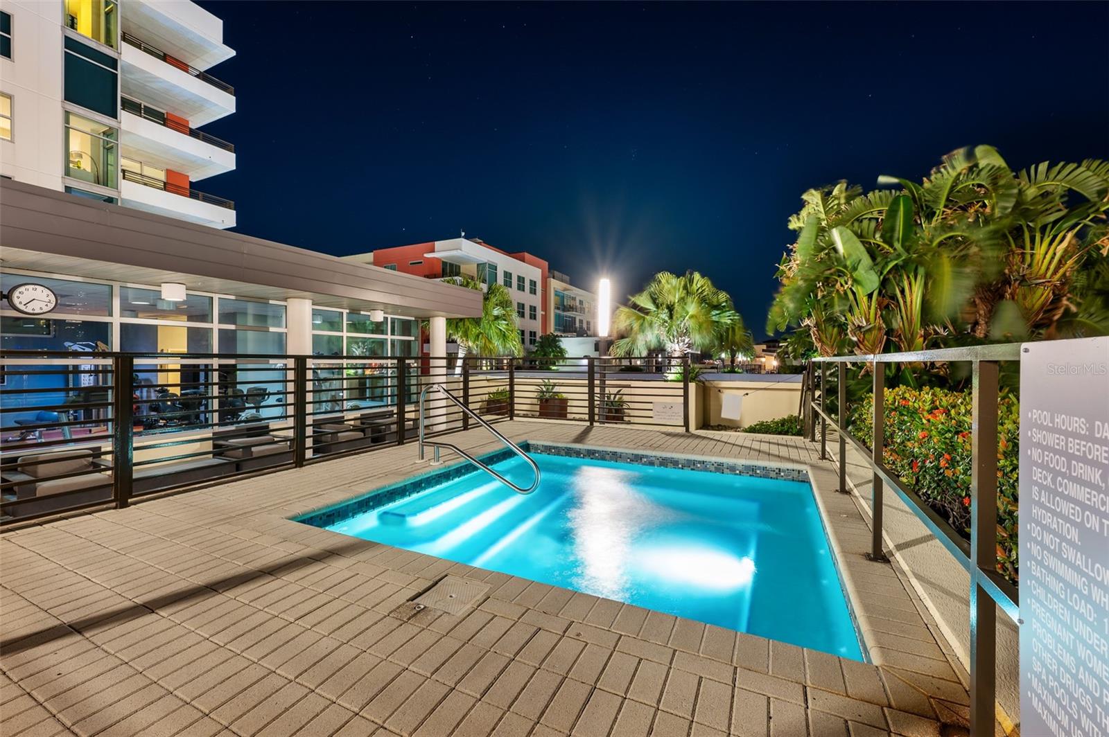 1120 E KENNEDY BLVD #1228