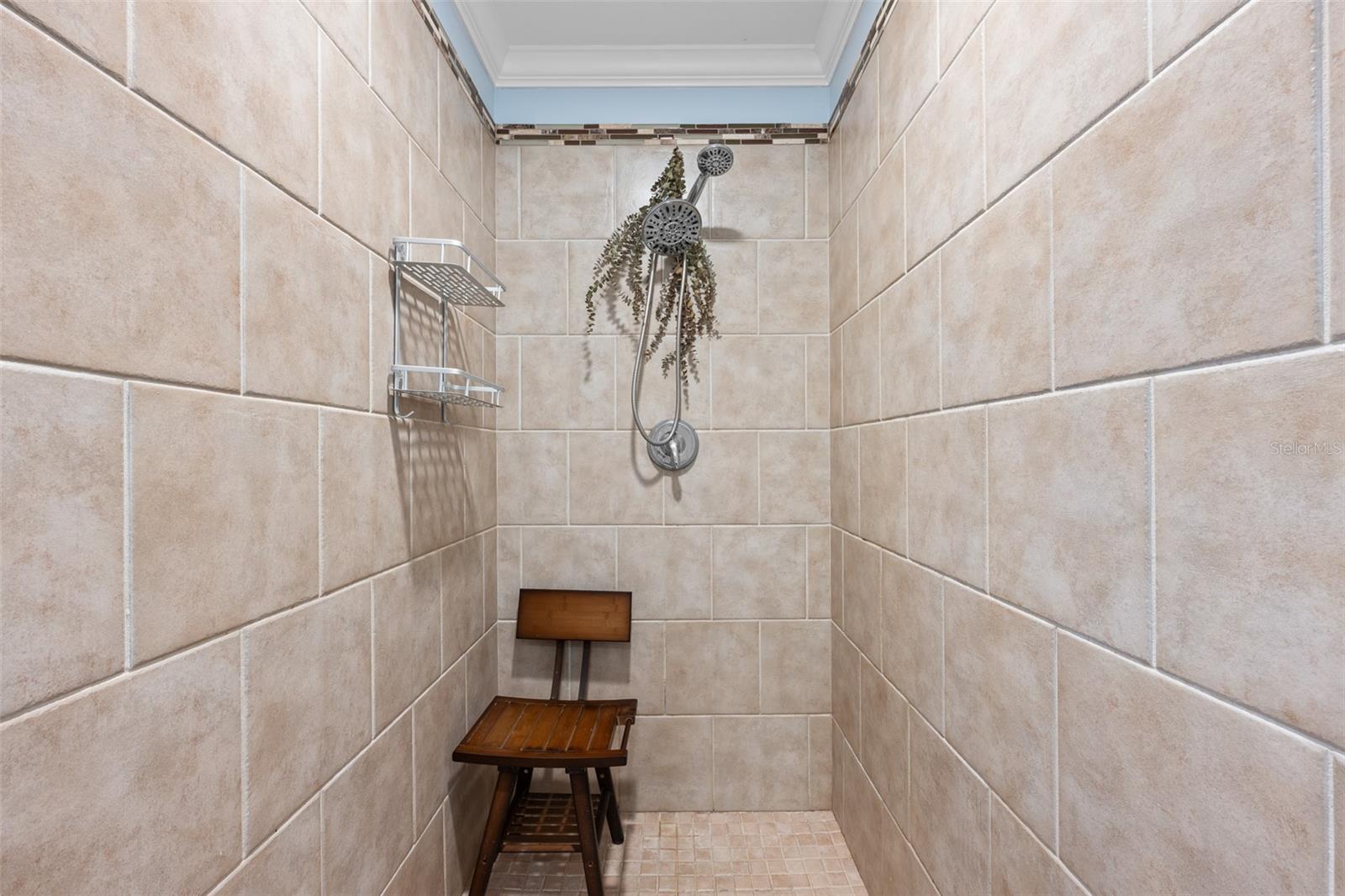 1120 E KENNEDY BLVD #1228