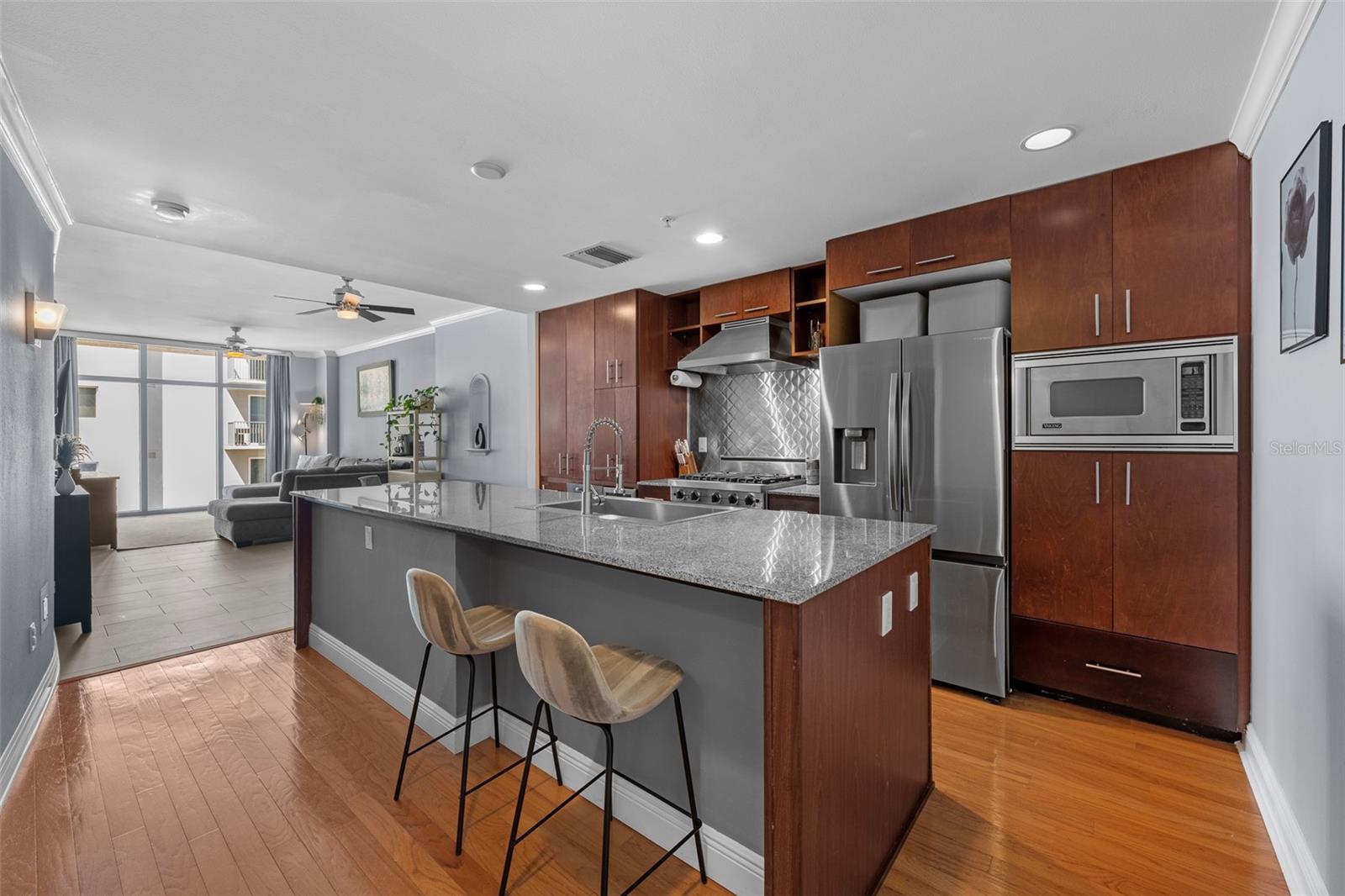 1120 E KENNEDY BLVD #1228