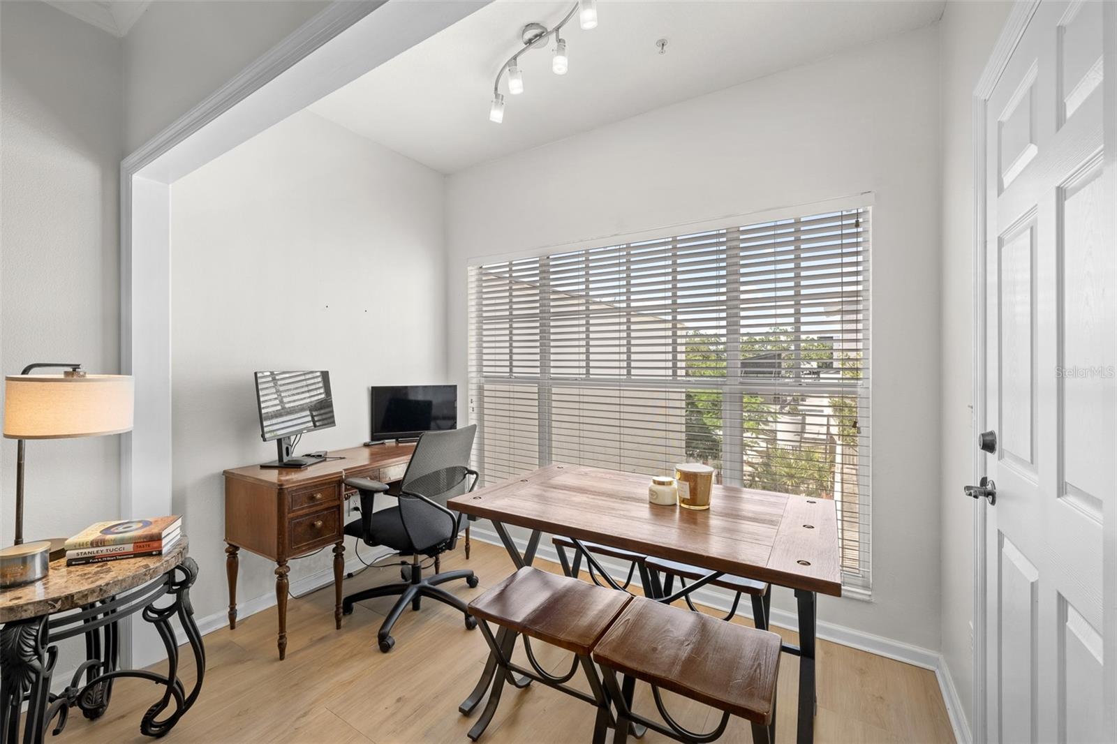 800 S DAKOTA AVE #337