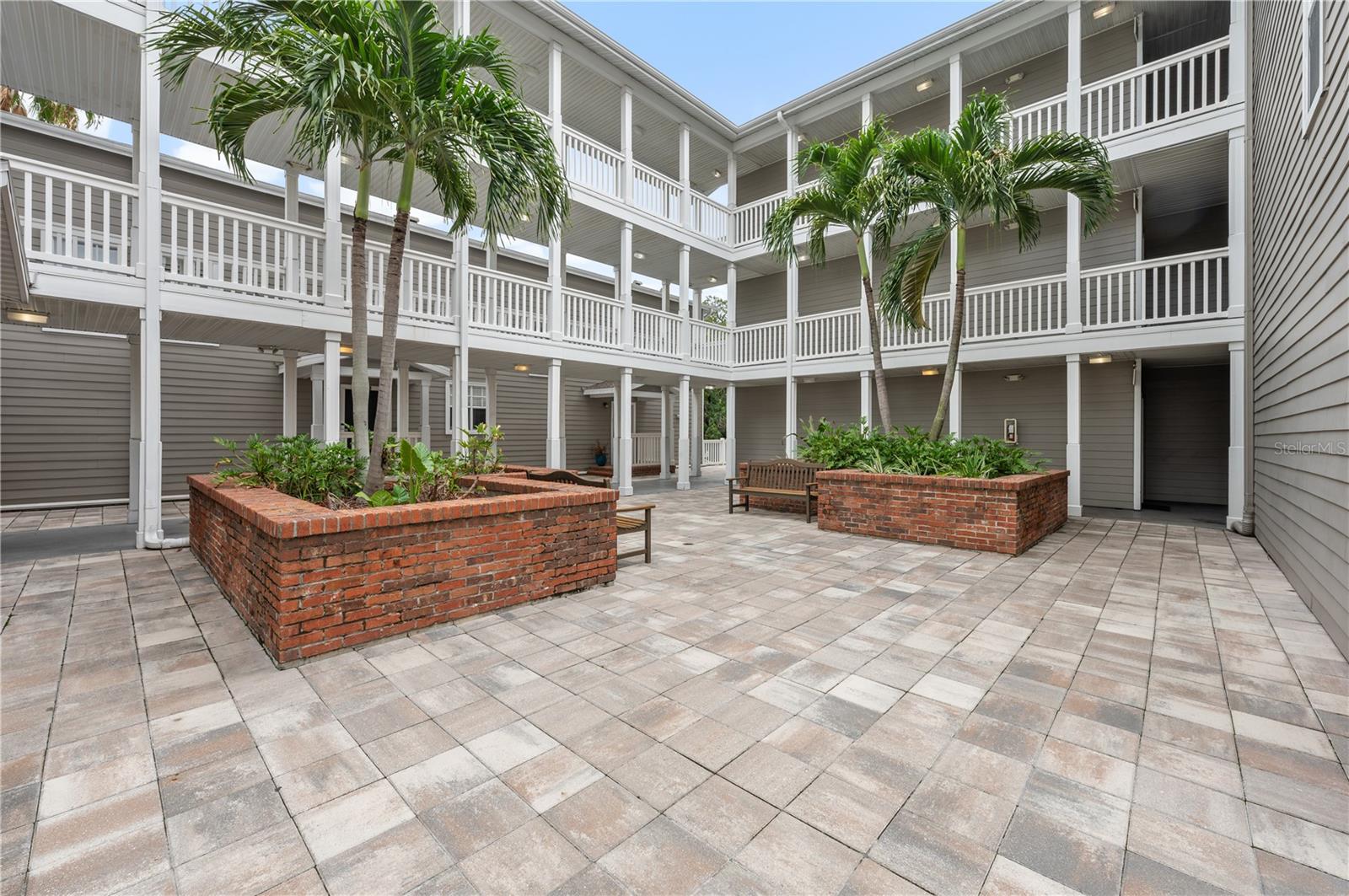 800 S DAKOTA AVE #337