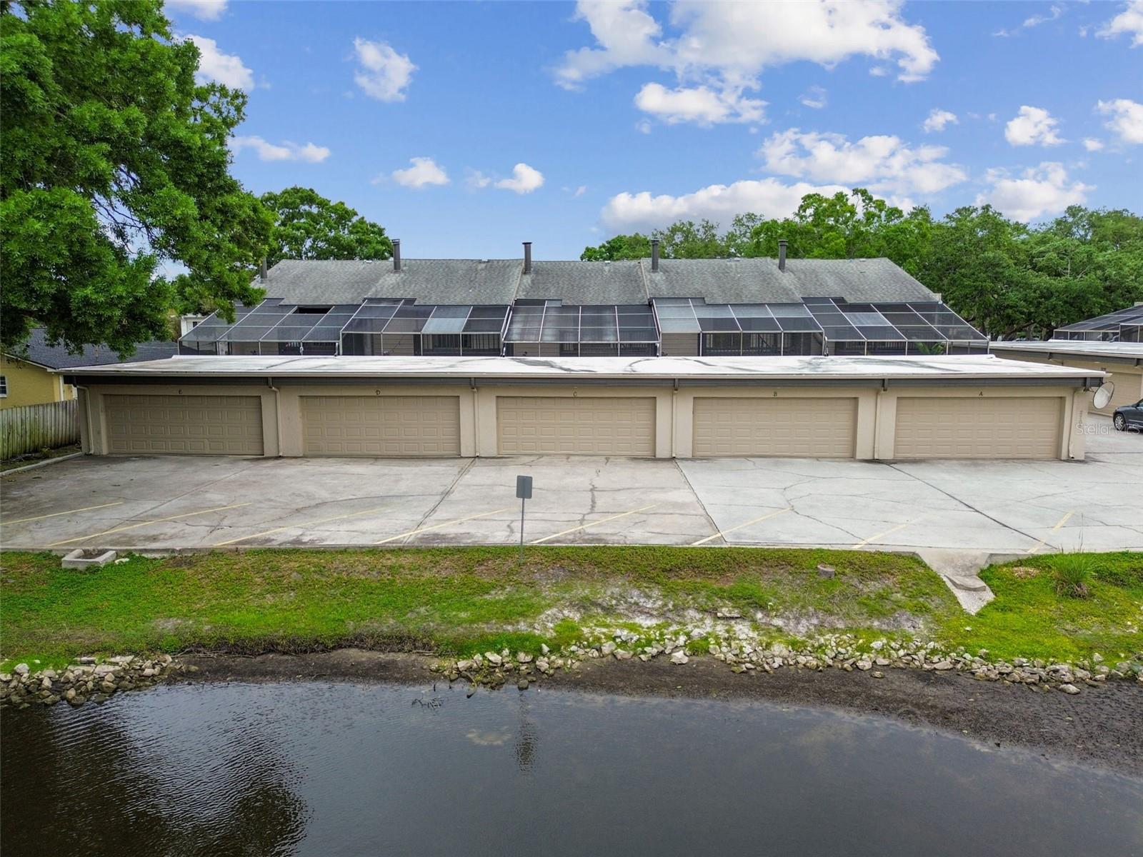 2702 W PAXTON AVE #D