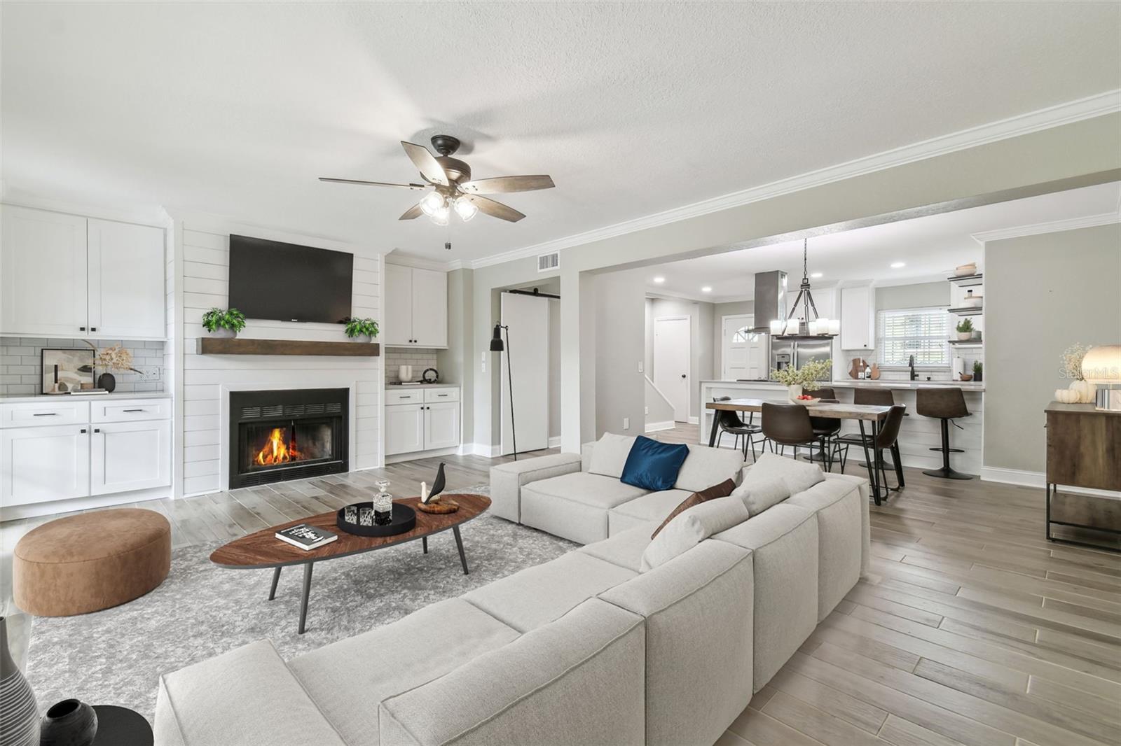 2702 W PAXTON AVE #D