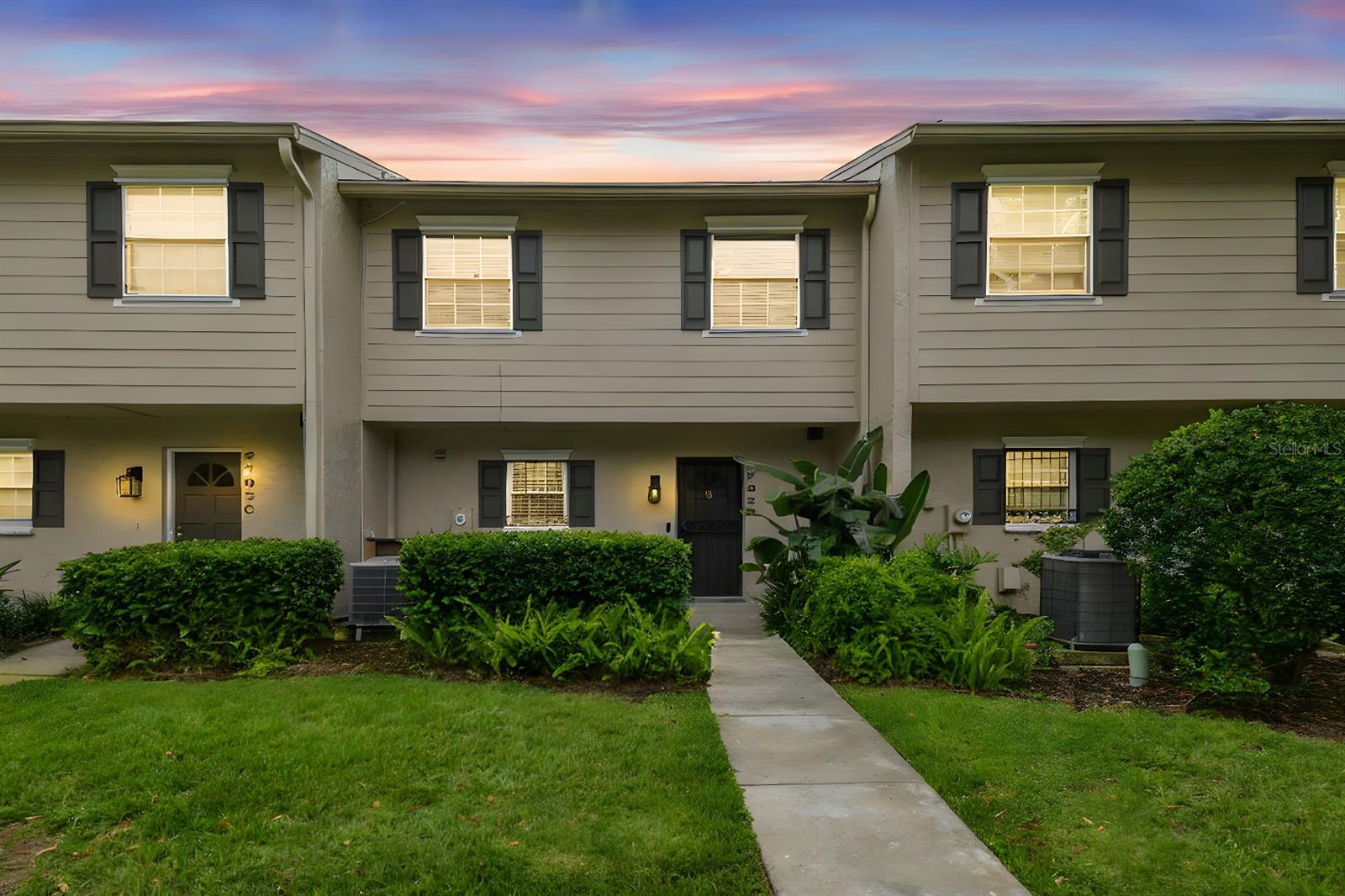 2702 W PAXTON AVE #D