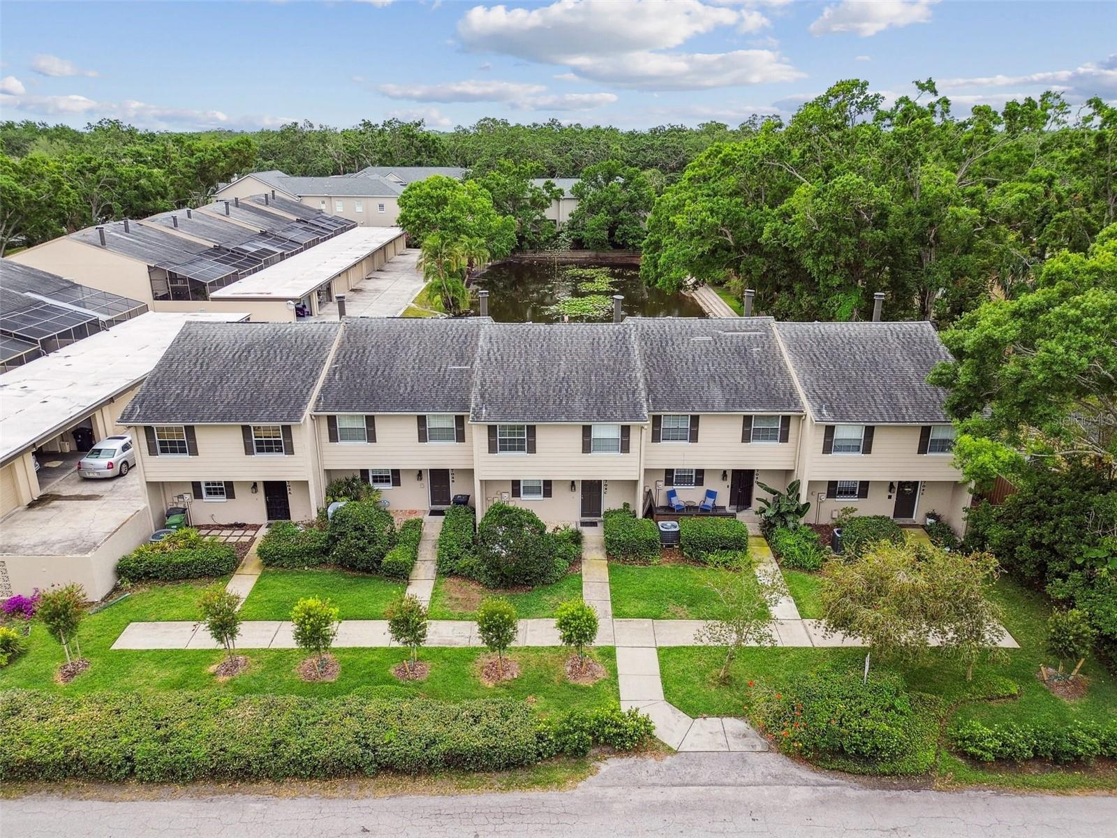 2702 W PAXTON AVE #D