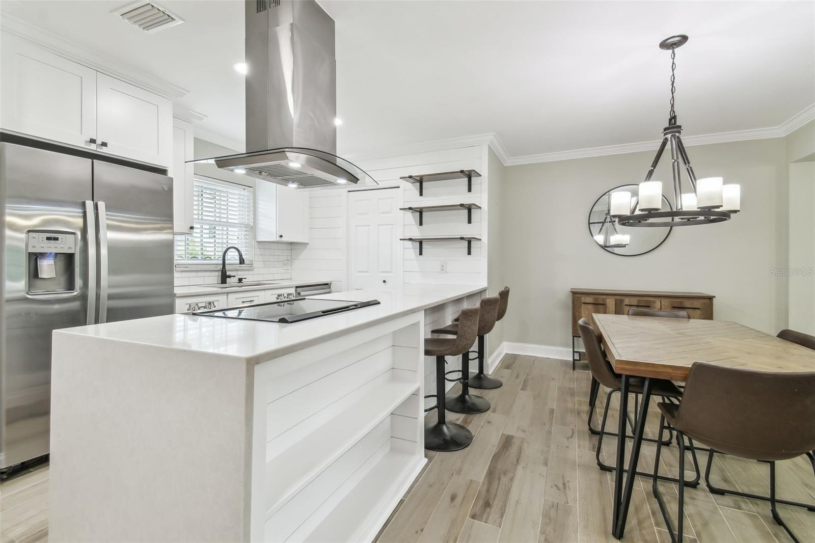 2702 W PAXTON AVE #D