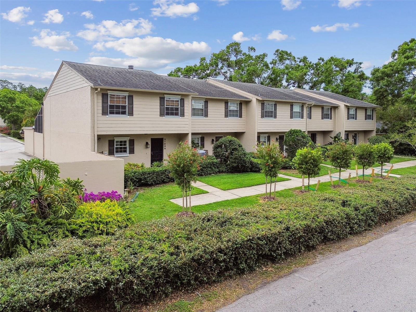 2702 W PAXTON AVE #D