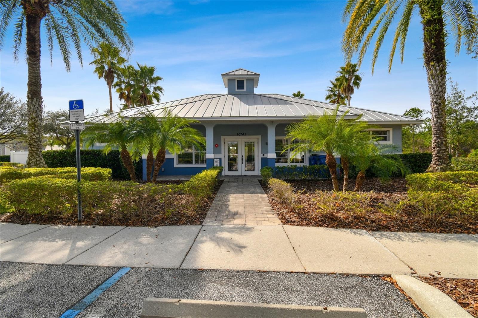 15709 LEATHERLEAF LN